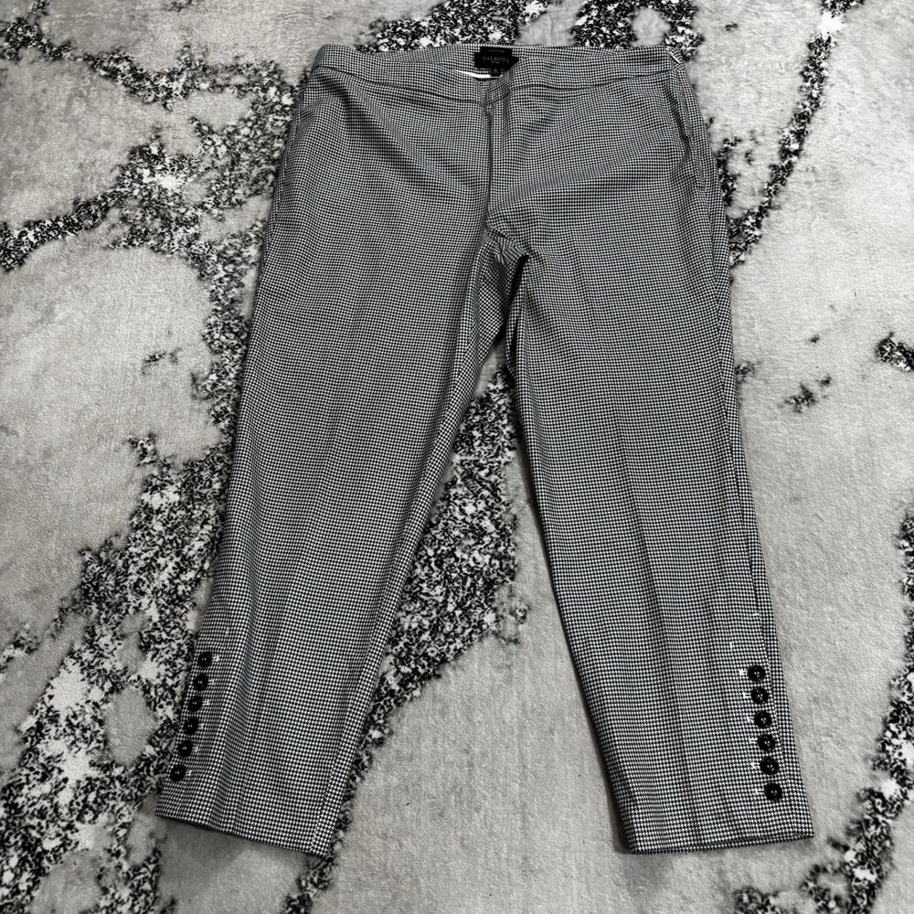 Talbots Chatham Women's Size 16P Black White Houndstooth Ankle Pants Button Hem